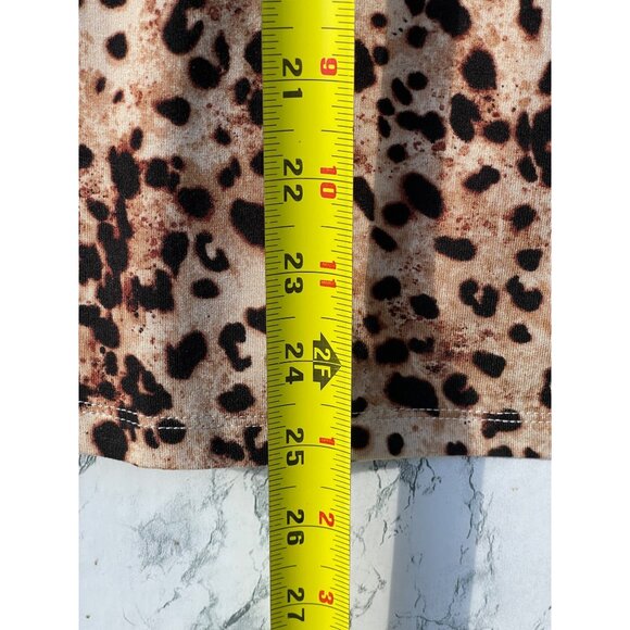 Bar III Plus Size 1X Cheetah Print Sleeveless Top self lined front body only - Picture 4 of 8